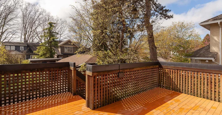 2950 W 31st Avenue, Vancouver, BC, V6L 2A4 - 3