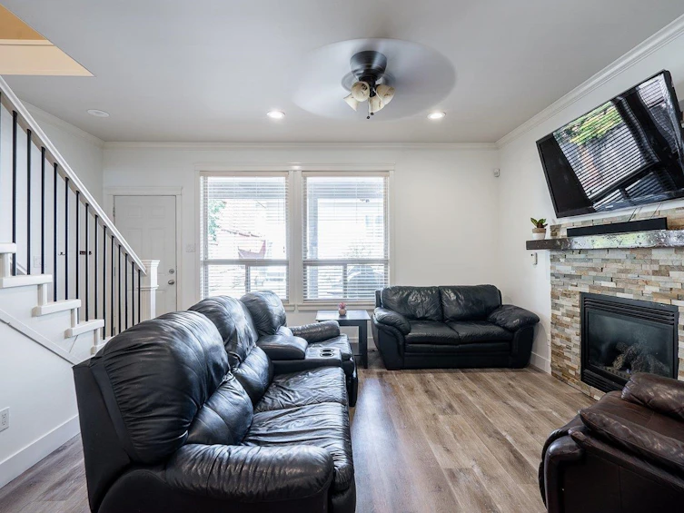 19319 67 Avenue, Surrey, BC, V4N 1M7 - 11