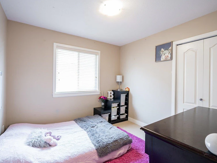 19319 67 Avenue, Surrey, BC, V4N 1M7 - 19