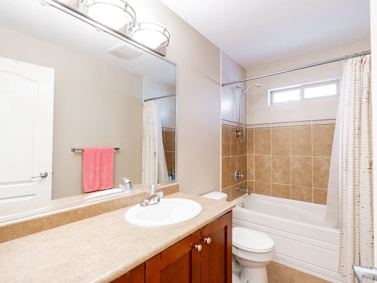 19319 67 Avenue, Surrey, BC, V4N 1M7 - 20