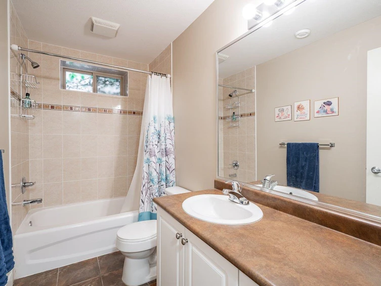 19319 67 Avenue, Surrey, BC, V4N 1M7 - 25