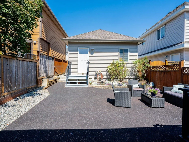 19319 67 Avenue, Surrey, BC, V4N 1M7 - 27