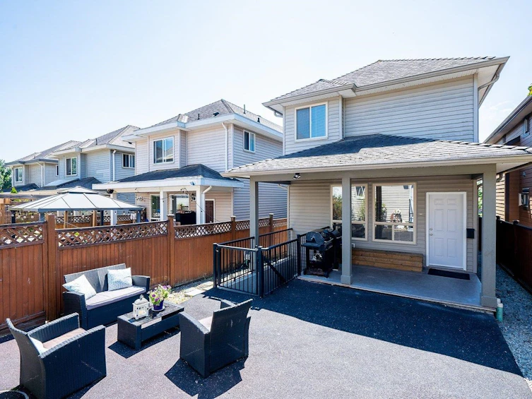 19319 67 Avenue, Surrey, BC, V4N 1M7 - 30