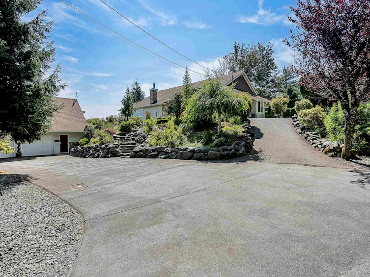 8480 Huckleberry Place, Chilliwack, BC, V2R 4A3 - 8