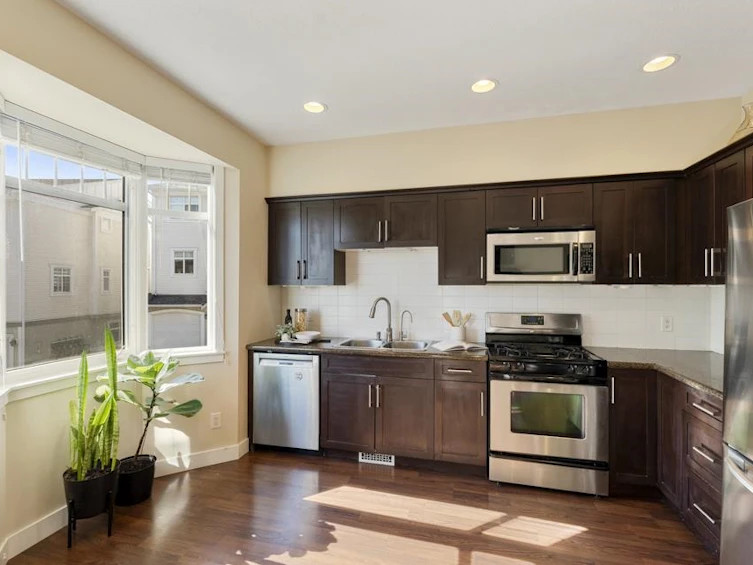 56-19551 66 Avenue, Surrey, BC, V4N 0Z5 - 16