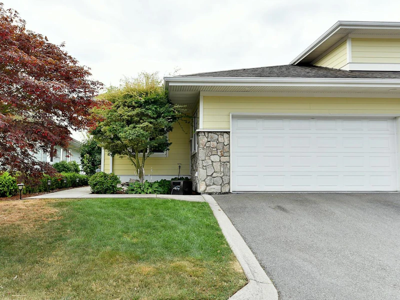 6 - 5520 Mccourt Road, Sechelt BC