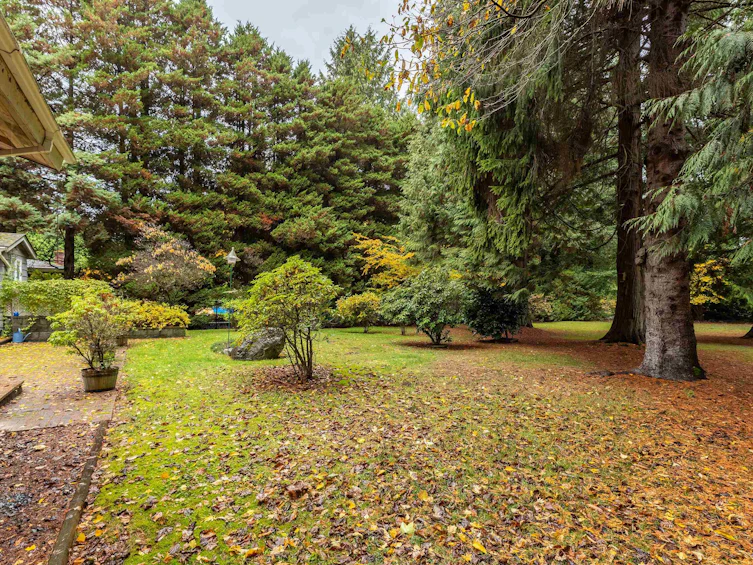 12687 23 Avenue, Surrey, BC, V4A 2C6 - 8
