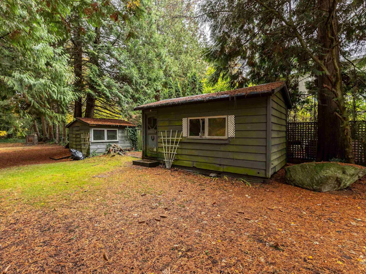 12687 23 Avenue, Surrey, BC, V4A 2C6 - 12