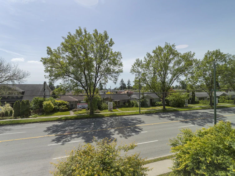 145 West 41st Avenue, Vancouver, BC, V5Y 0N1 - 21