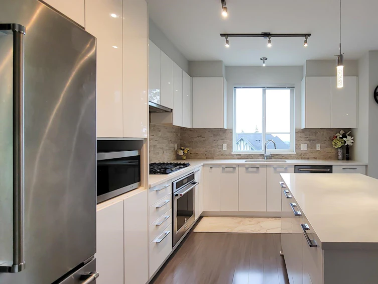 62-3500 Burke Village Promenade, Coquitlam, BC, V3E 0N2 - 8