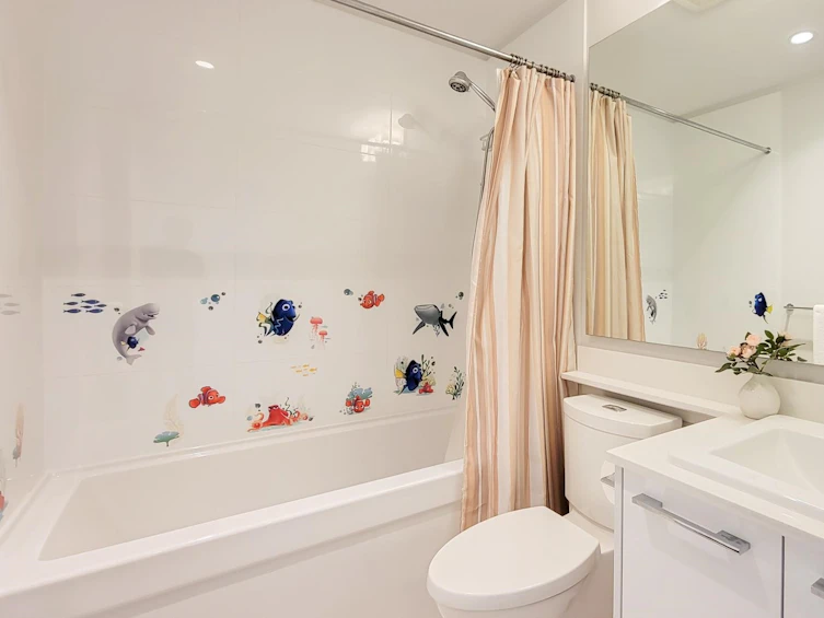 62-3500 Burke Village Promenade, Coquitlam, BC, V3E 0N2 - 24