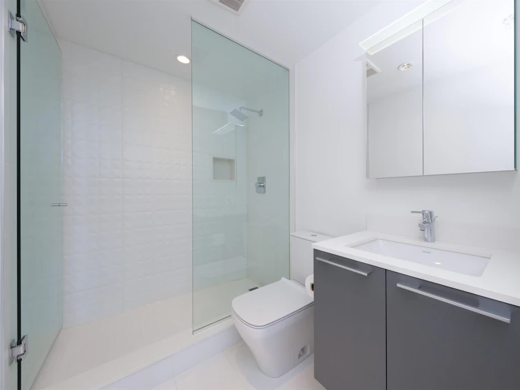 1105-4638 Gladstone Street, Vancouver, BC, V5N 0G5 - 17
