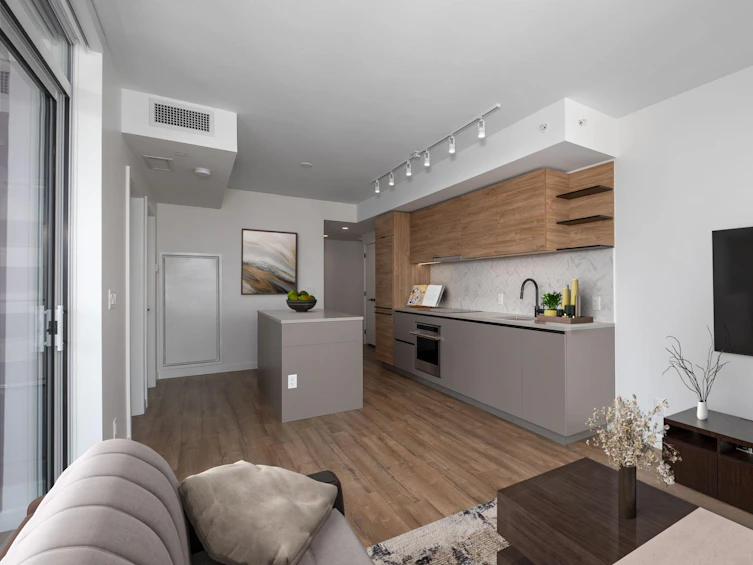 1408-10448 University, Surrey, BC, V3T 0S7 - 16