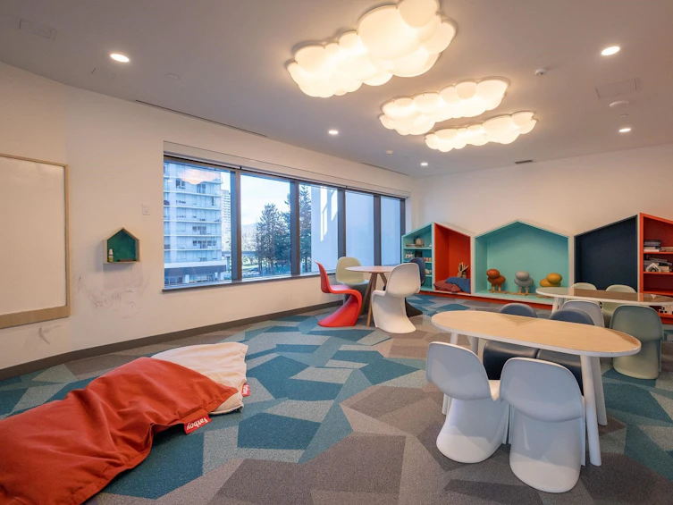 1408-10448 University, Surrey, BC, V3T 0S7 - 27