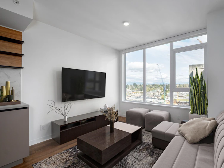 1408-10448 University, Surrey, BC, V3T 0S7