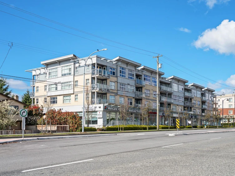 403-7445 120 Street, Delta, BC, V4C 0B3