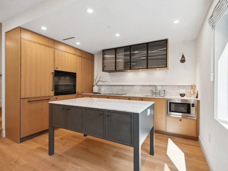 1228 W 26th Avenue, Vancouver, BC, V6H 2A9 - 8
