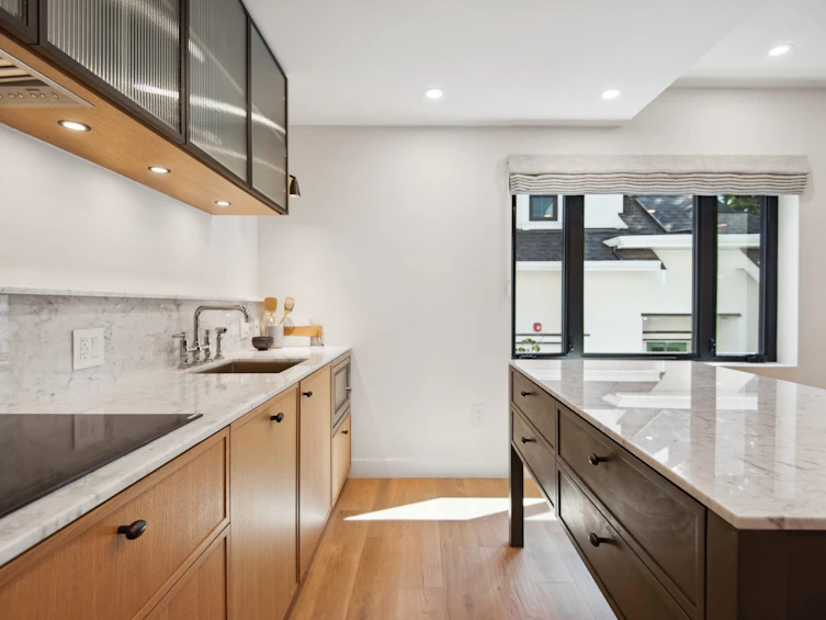 1228 W 26th Avenue, Vancouver, BC, V6H 2A9 - 12