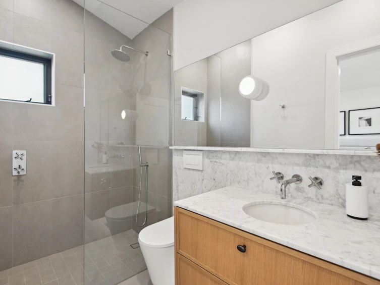 1228 W 26th Avenue, Vancouver, BC, V6H 2A9 - 18