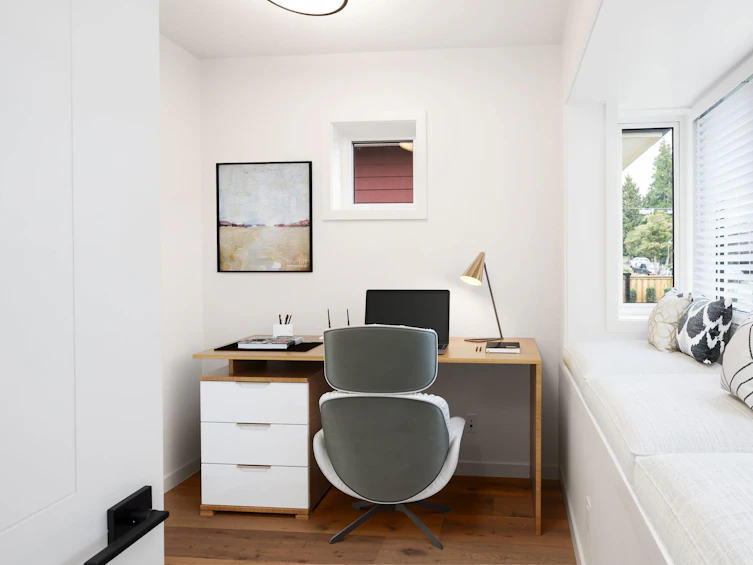608 East 9th Street, North Vancouver, BC, V7L 2B7 - 6