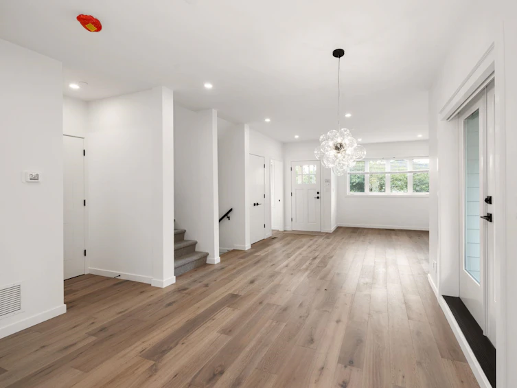 608 East 9th Street, North Vancouver, BC, V7L 2B7 - 13