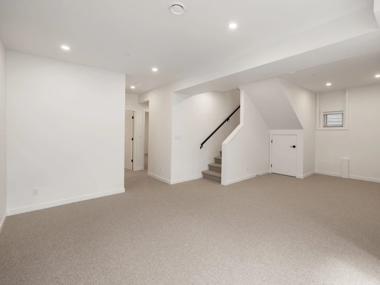 608 East 9th Street, North Vancouver, BC, V7L 2B7 - 32