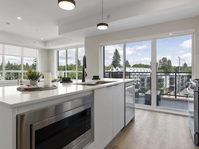 304-6285 King George Boulevard, Surrey, BC, V3X 1G1 - 12