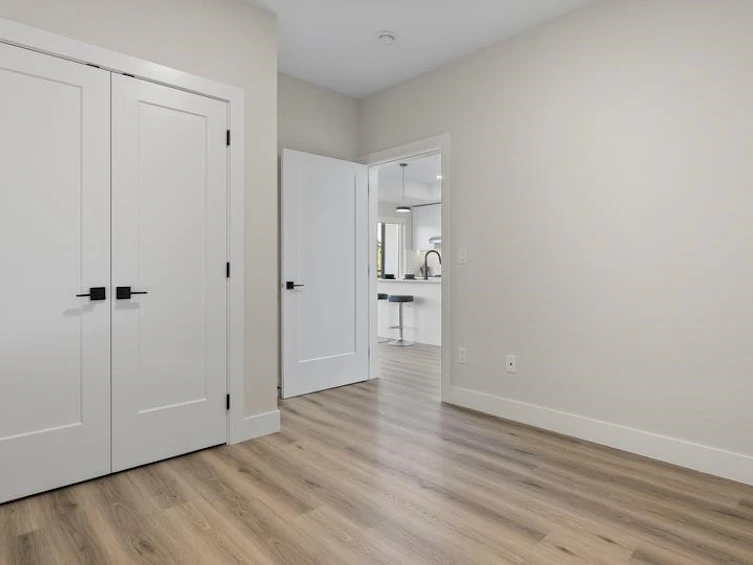 304-6285 King George Boulevard, Surrey, BC, V3X 1G1 - 23