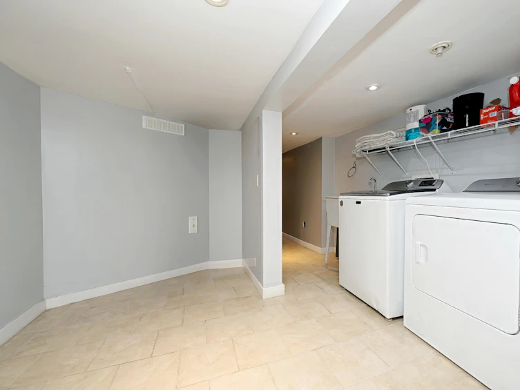11641 212 Street, Maple Ridge, BC, V2X 4Z6 - 23