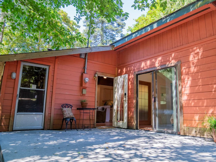 37240 Schooner Way, Pender Island, BC, V0N 2M2 - 2