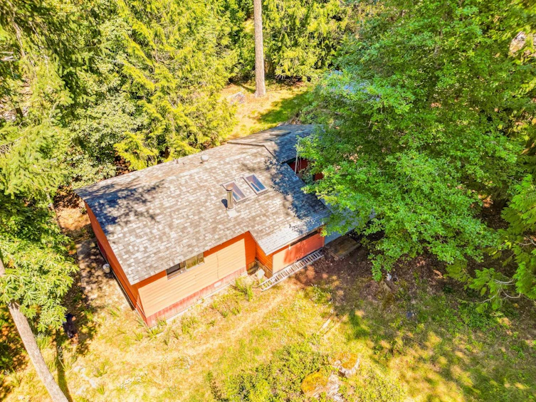 37240 Schooner Way, Pender Island, BC, V0N 2M2 - 37