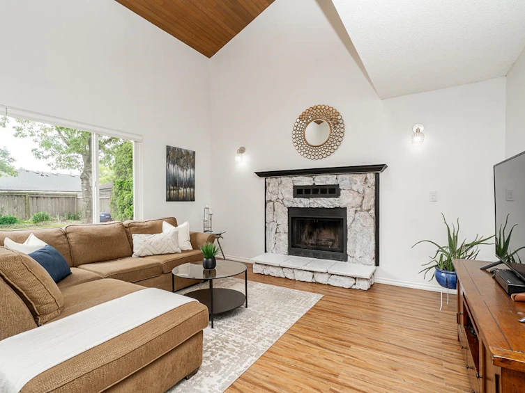 5910 183 Street, Surrey, BC, V3S 5P2 - 4
