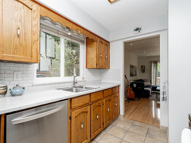 5910 183 Street, Surrey, BC, V3S 5P2 - 11