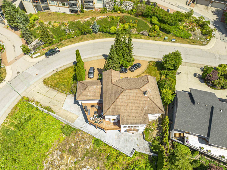 1027 Glacier View Drive, Squamish, BC, V8B 0G1 - 6