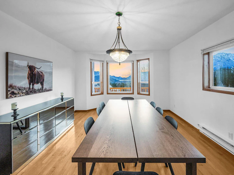 1027 Glacier View Drive, Squamish, BC, V8B 0G1 - 12