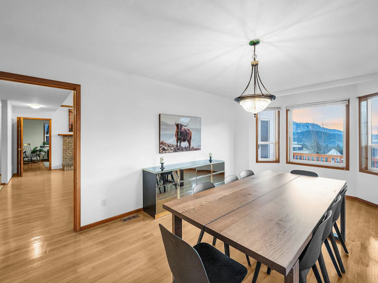 1027 Glacier View Drive, Squamish, BC, V8B 0G1 - 13