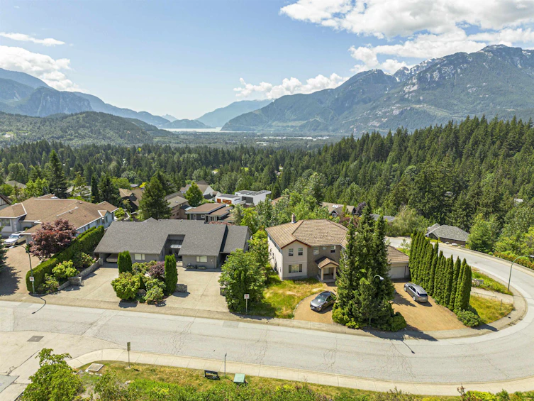 1027 Glacier View Drive, Squamish, BC, V8B 0G1 - 38