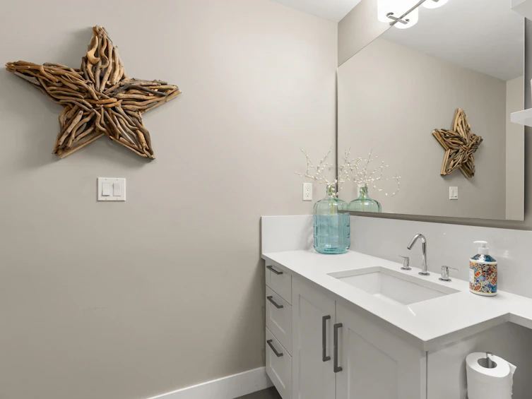 401-1420 Johnston, Surrey, BC, V4B 3Z5 - 23