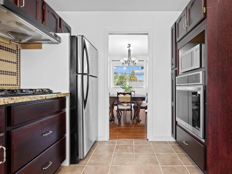 11142 90 Avenue, Delta, BC, V4C 3G9 - 9
