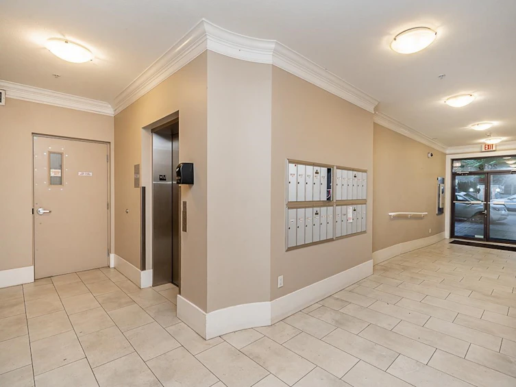 301-2015 Trafalgar Street, Vancouver, BC, V6K 1P7 - 5