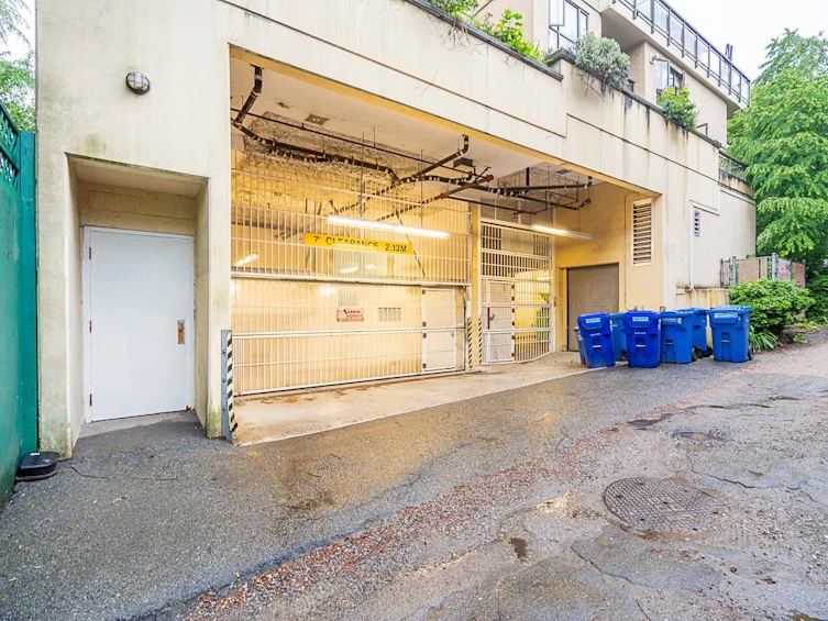 301-2015 Trafalgar Street, Vancouver, BC, V6K 1P7 - 9