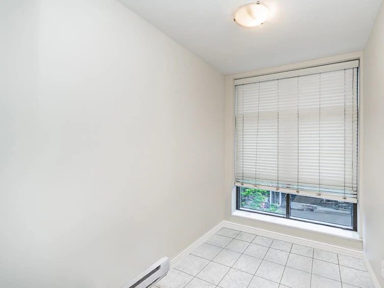 301-2015 Trafalgar Street, Vancouver, BC, V6K 1P7 - 15