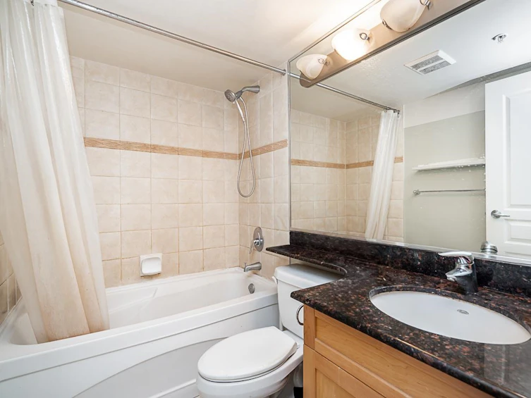 301-2015 Trafalgar Street, Vancouver, BC, V6K 1P7 - 16