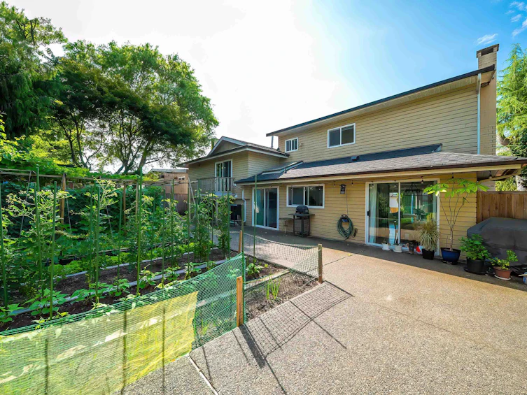2011 Paulus Crescent, Burnaby, BC, V5A 2M2 - 27