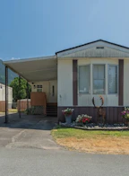 36 46511 Chilliwack Lake Road