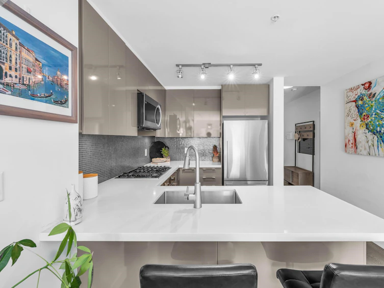 302-10177 River Drive, Richmond, BC, V6X 0S2 - 5