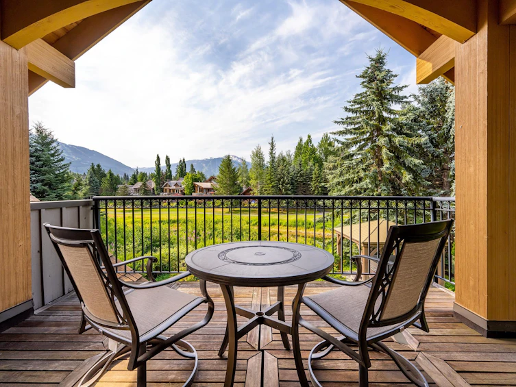8420 Golden Bear Place, Whistler, BC, V8E 1J7 - 16