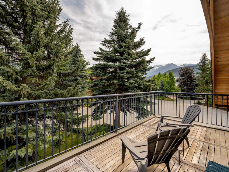 8420 Golden Bear Place, Whistler, BC, V8E 1J7 - 23