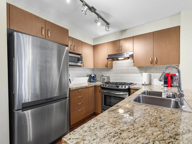 304-3097 Lincoln Avenue, Coquitlam, BC, V3B 0E3 - 11