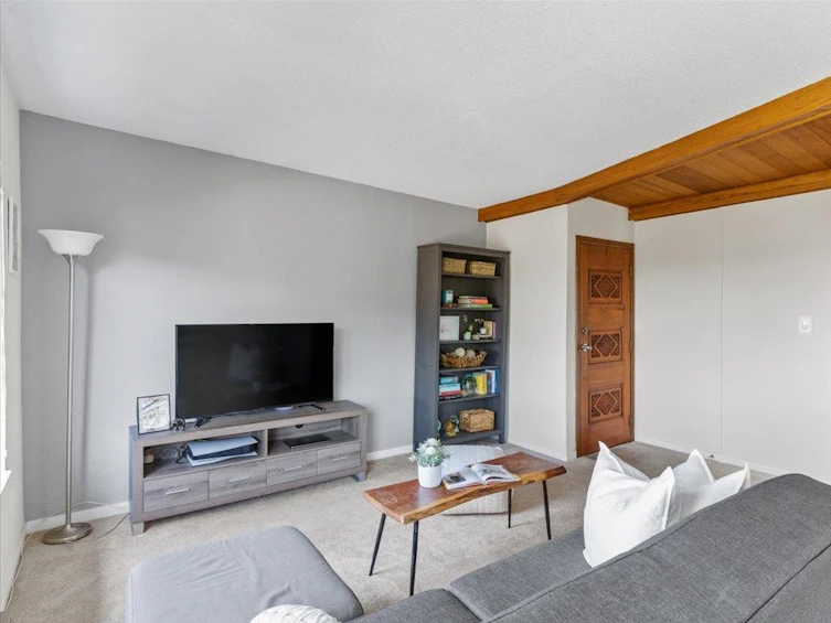218 West 6th Street, North Vancouver, BC, V7M 1K6 - 5